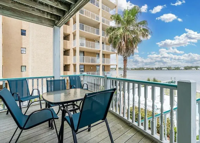 On Golden Pond 8a West By Youngs Suncoast