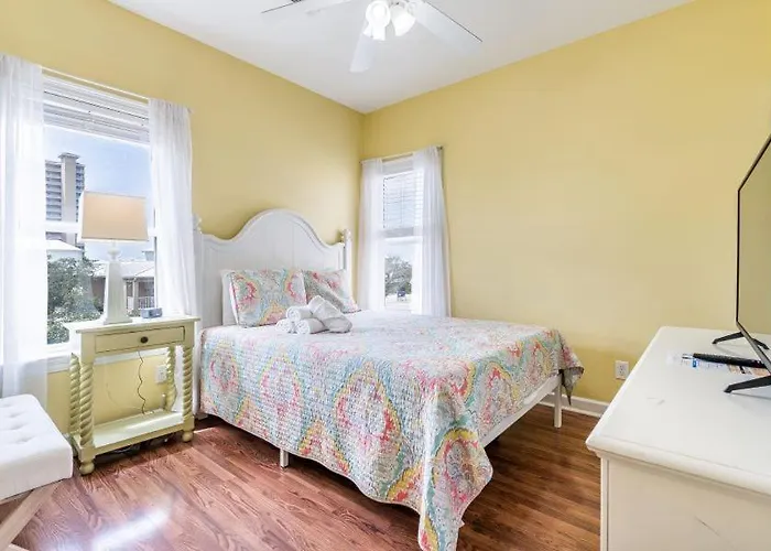Holiday home On Golden Pond 8a West By Youngs Suncoast *