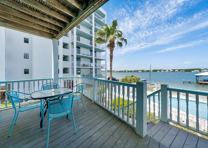 On Golden Pond 8a West By Youngs Suncoast Holiday home