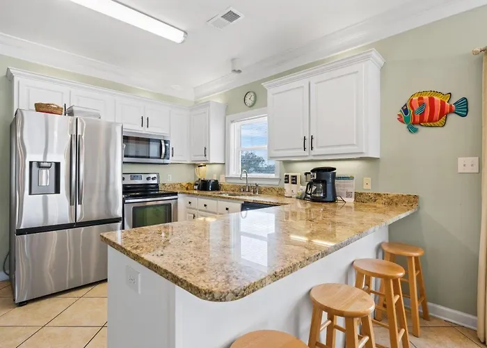 On Golden Pond 8a West By Youngs Suncoast Holiday home