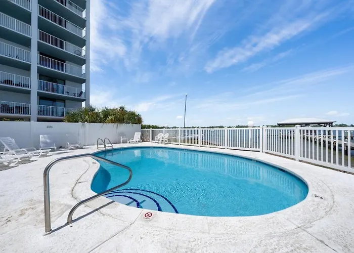 On Golden Pond 8a West By Youngs Suncoast